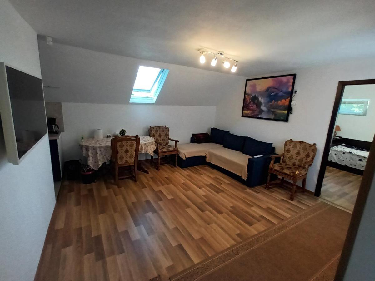 Cazare Adela Horezu Exteriér fotografie
